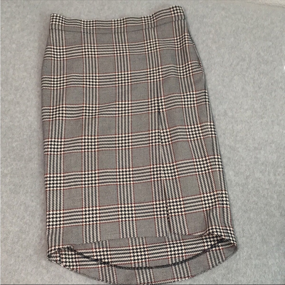 Classic Gray Plaid Skirt